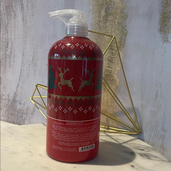 Chilled Cherry & Oak Hydrating Body Wash and Lotion Set - Red - Picture 3 of 5